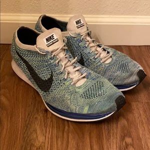 Nike Flyknit Racer